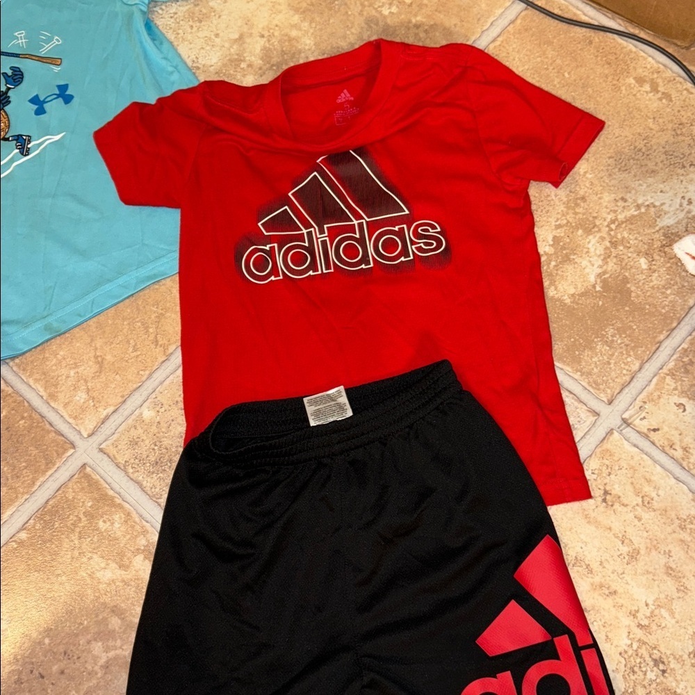 bundle boys size 4t/5 tops/set under Armour adidas blue/red 4 pieces